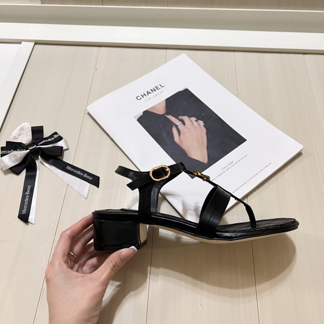 Chanel Sandal Open Round Toe Flip Flops Black