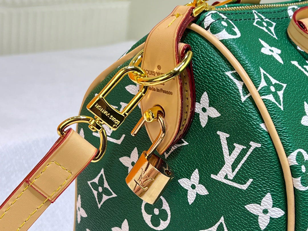 Louis Vuitton Speedy P9 Bandoulière 25 Green 25Cm M24423