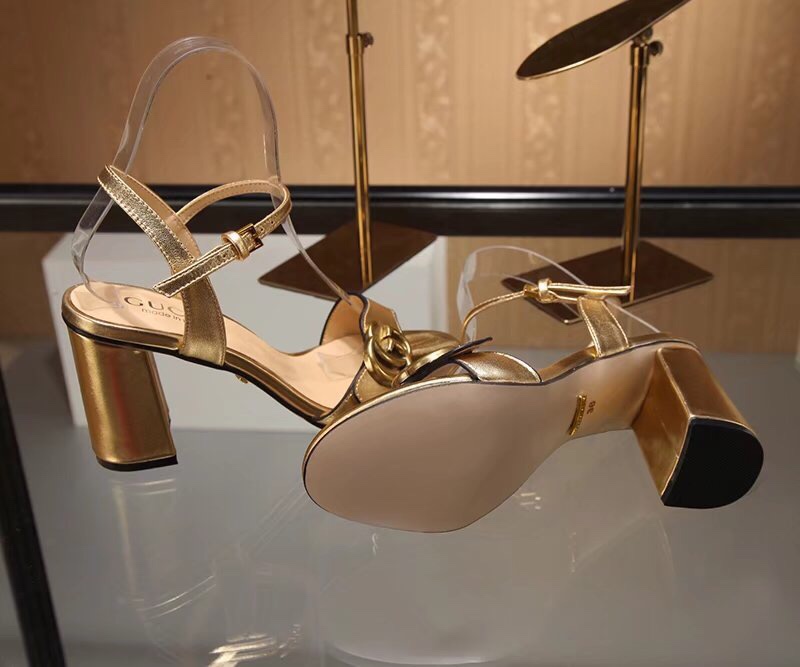 Gucci Gold Metallic Laminate Leather Mid Heel Sandal 453379