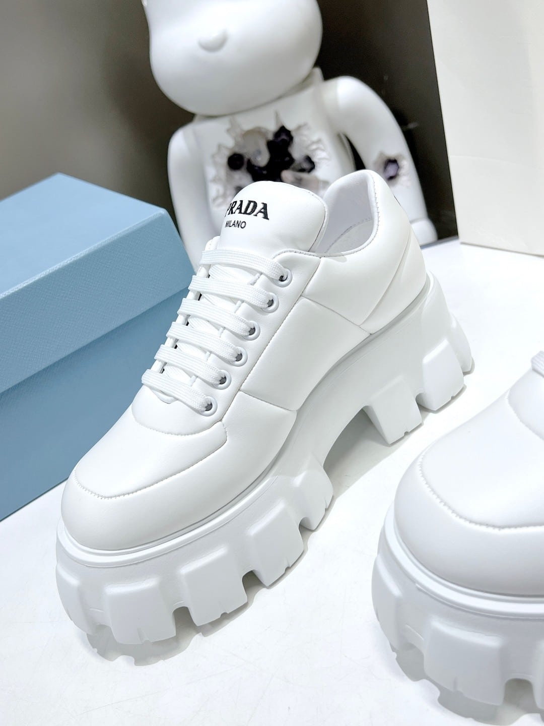 Prada Soft Padded Nappa Leather Lace Up Shoes White