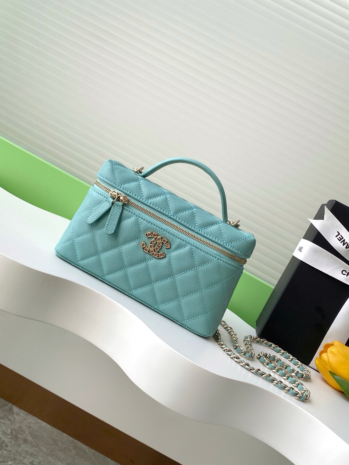 Chanel 25C Elegant Mini Chain Clutch