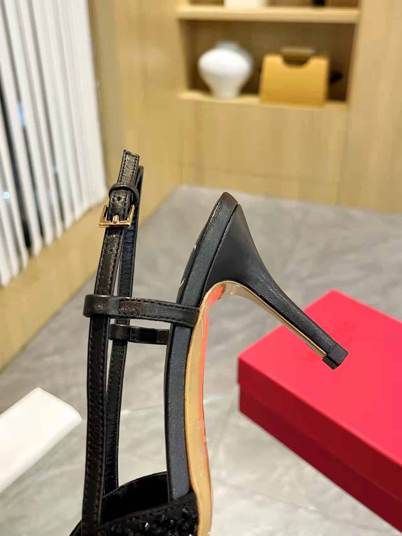 Valentino VLogo Signature Back Strap Crystal High Heels Black Ws0R01Ewkzrn