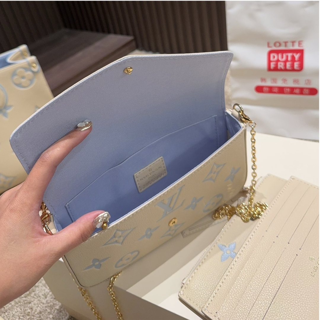 Louis Vuitton F Licie Pochette Bag Candy Blue 21Cm M83025