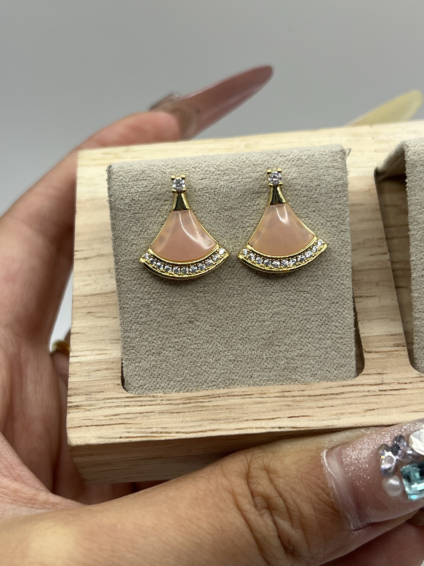 Bulgari 361780 Divas' Dream Earrings Jelly Pink 0.25ct