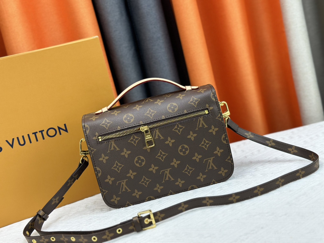 Louis Vuitton Pochette M Tis Monogram Coated Canvas 25Cm M47203