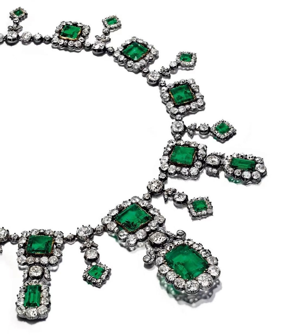 Emerald Diamond Necklace