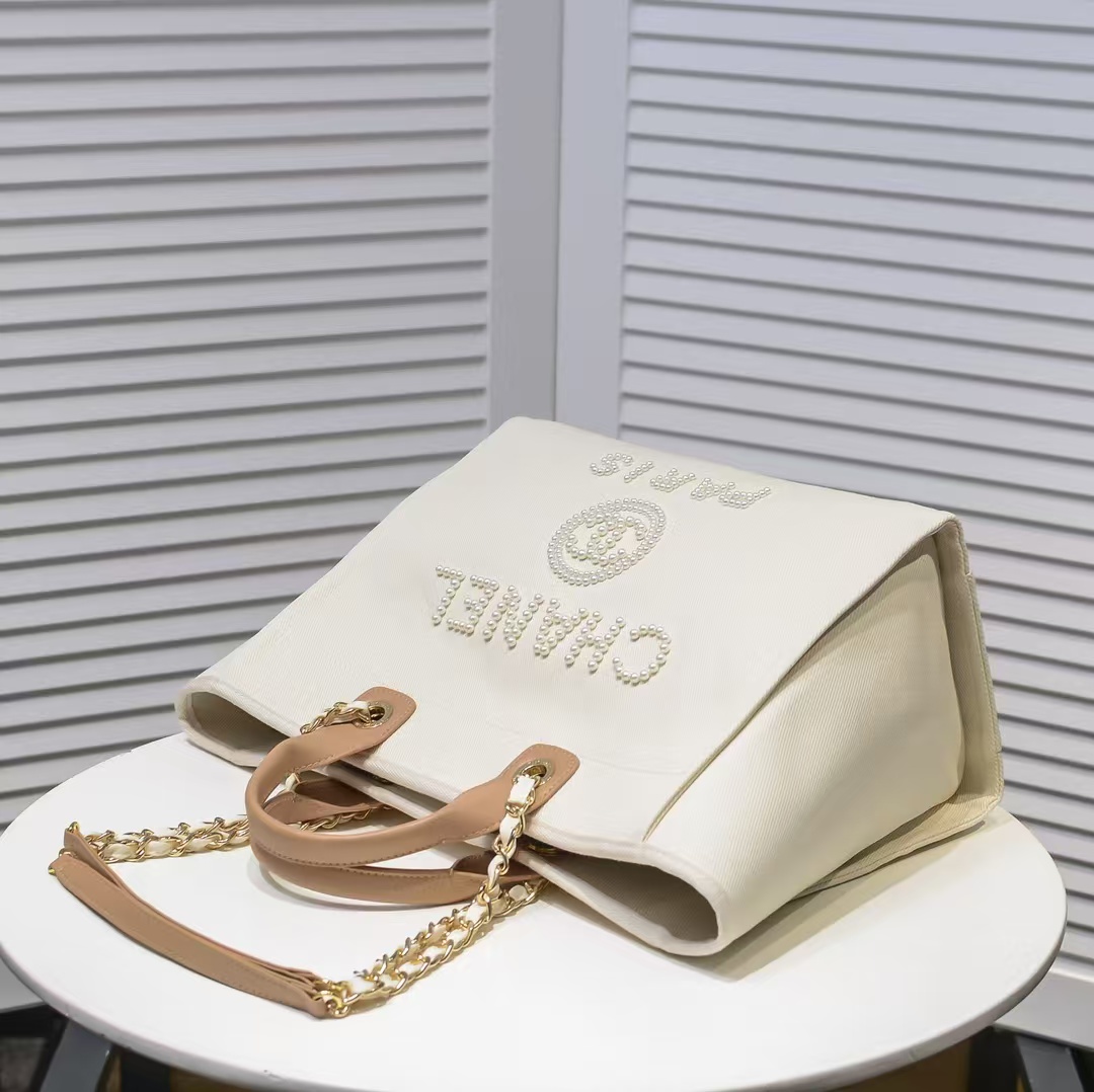 Chanel Cc Canvas Pearl Deauville Beige 38cm