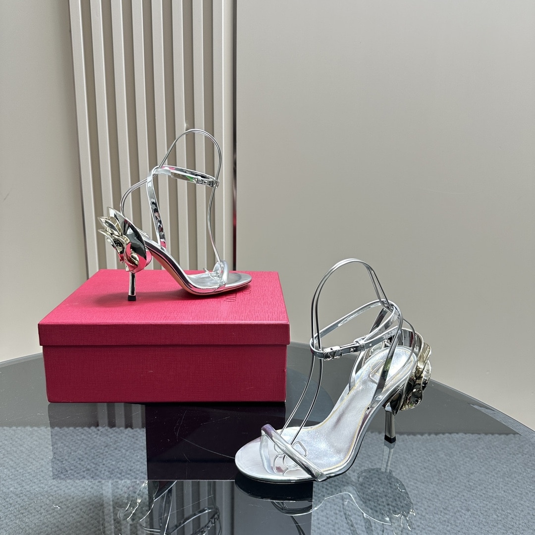 Valentino Garavani Archive Roserouche Metallic Leather High Heel Silver