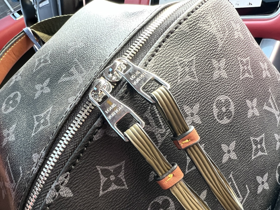 Louis Vuitton Safari Khaki Discovery Backpack 40Cm M45218