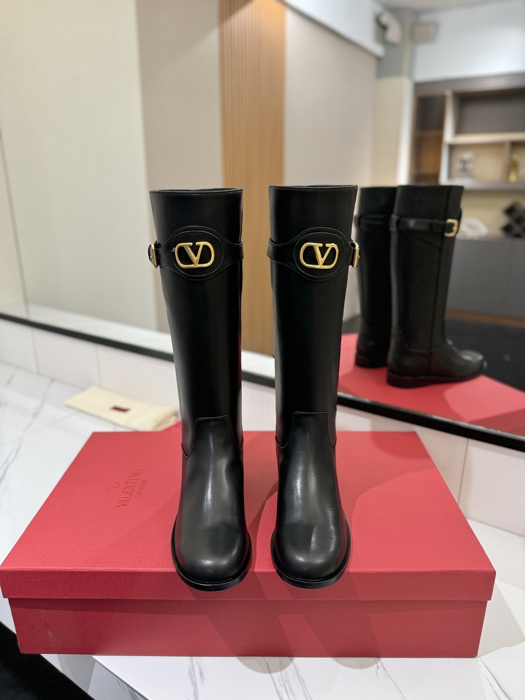 Valentino Garavani VLogo Signature Calfskin Knee Boots Black – Heel 30mm