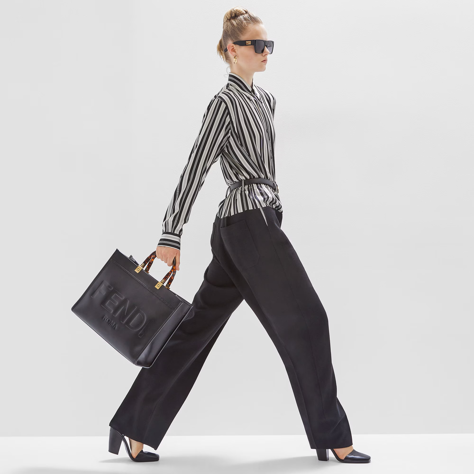 Fendi Sunshine Medium Black Leather Shopper 35Cm