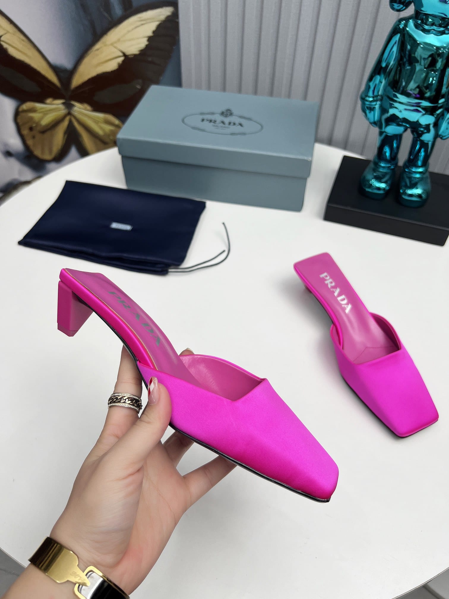 Prada Leather Mules Pink