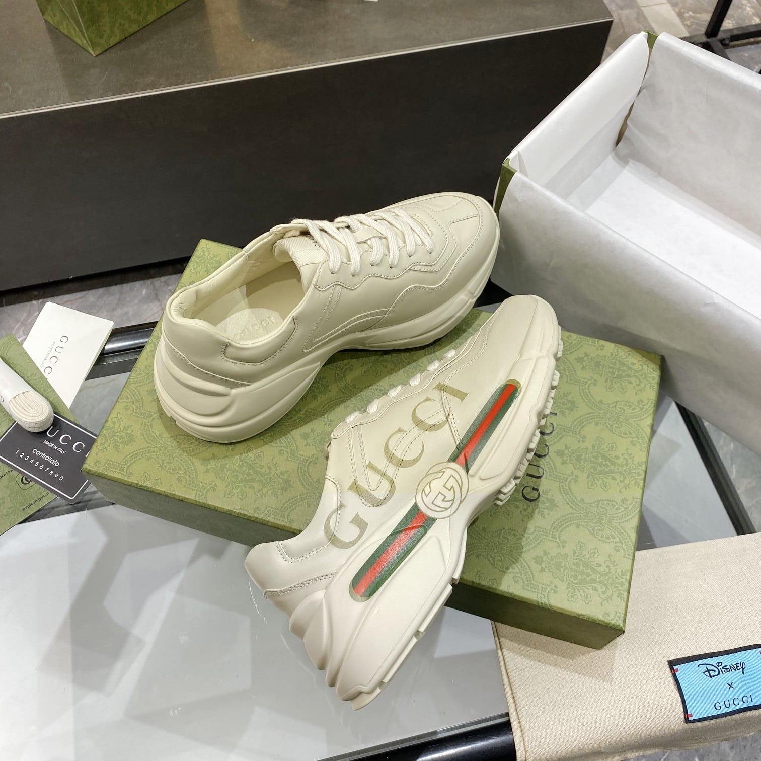 Gucci Women’S Rhyton Gucci Logo Leather Sneaker 528892 Drw00 9522
