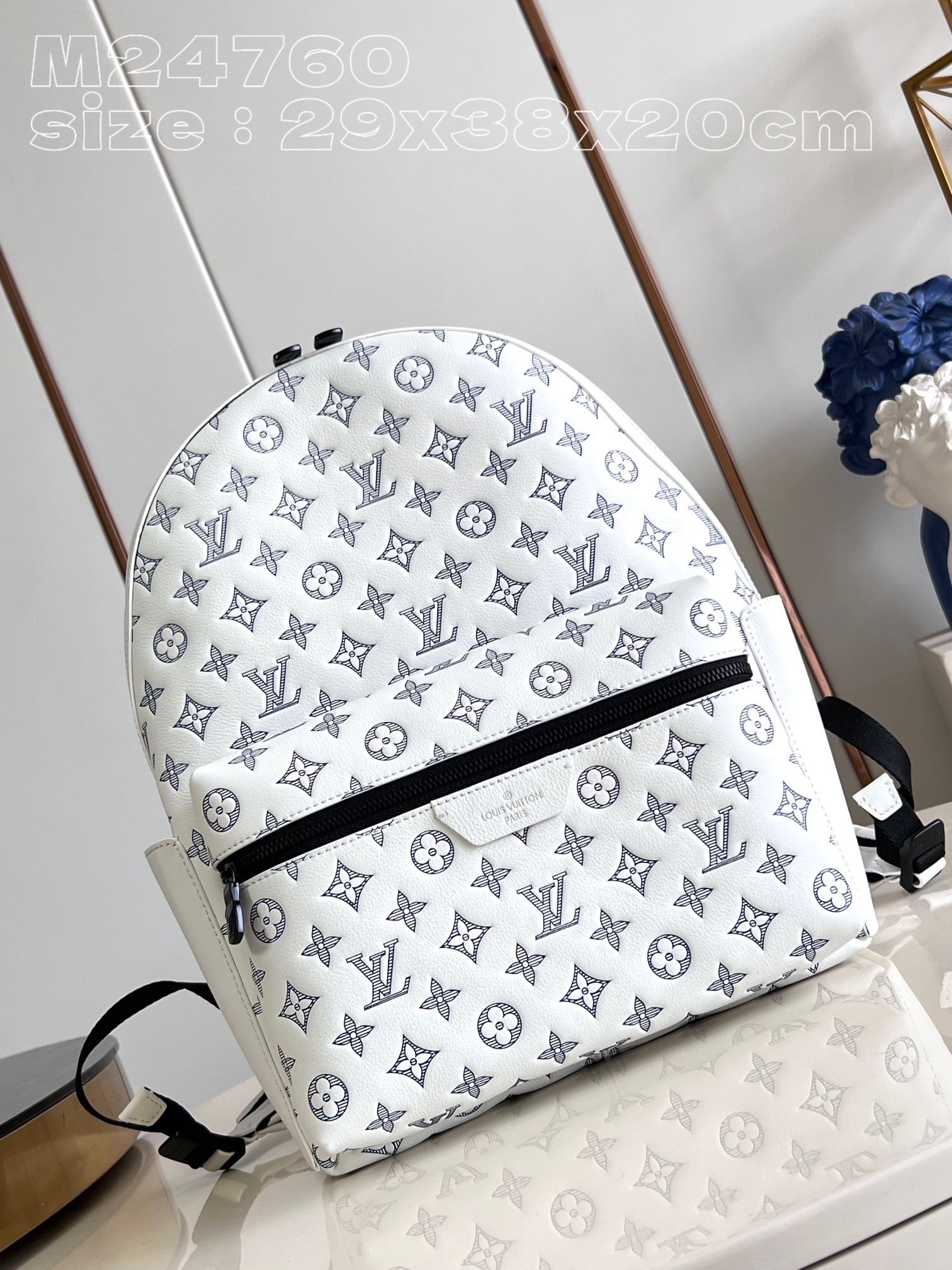 M24760 White