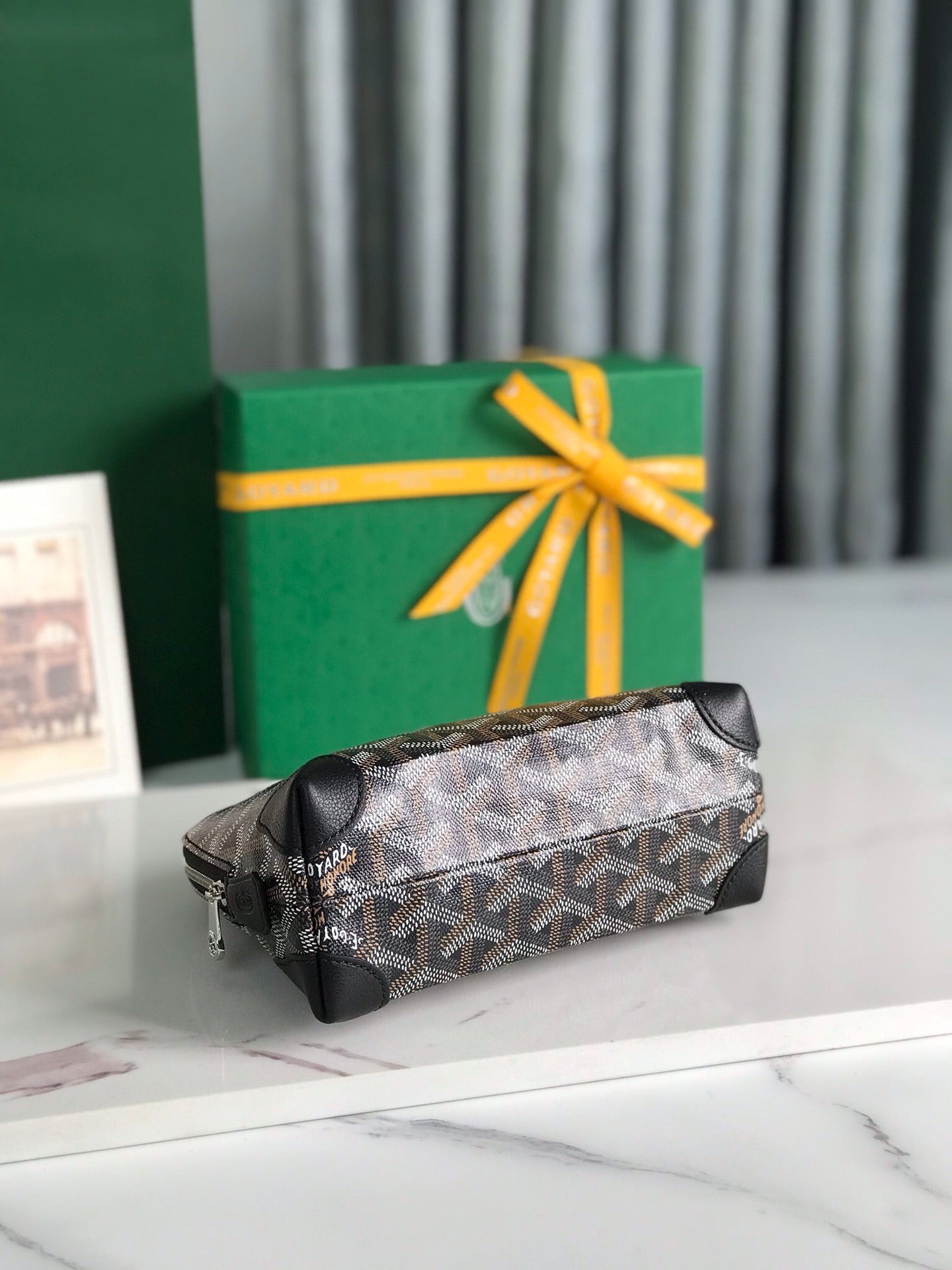 Goyard Vendôme Cosmetic Pouch 17 Cm Black Goyardine Canvas And Calfskin Trim