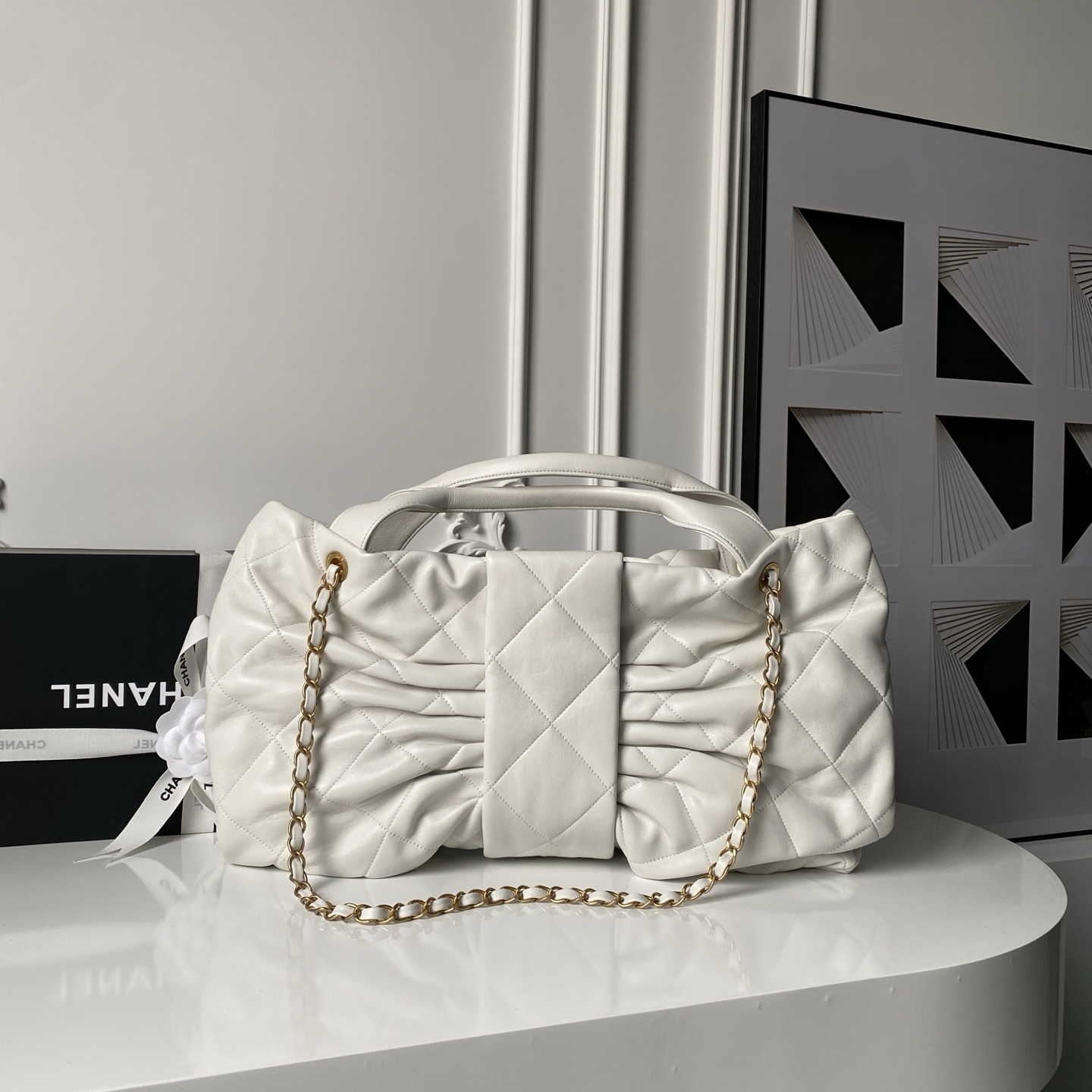 25K Large Hobo Bag (AS5846) in White Quilted Shiny Lambskin with Light Gold-Tone Hardware