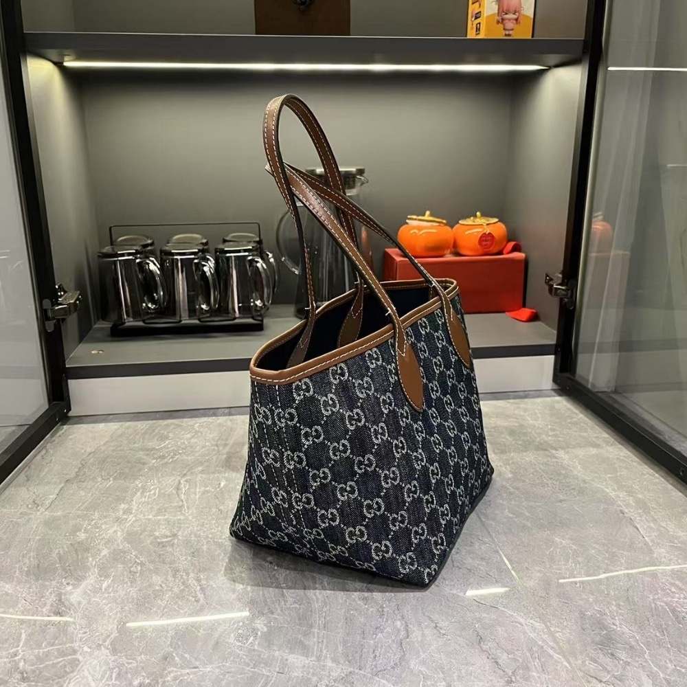 Gucci Totissima Small Tote Bag Gg Denim Dark Blue 22Cm 820496 Faecc 4243