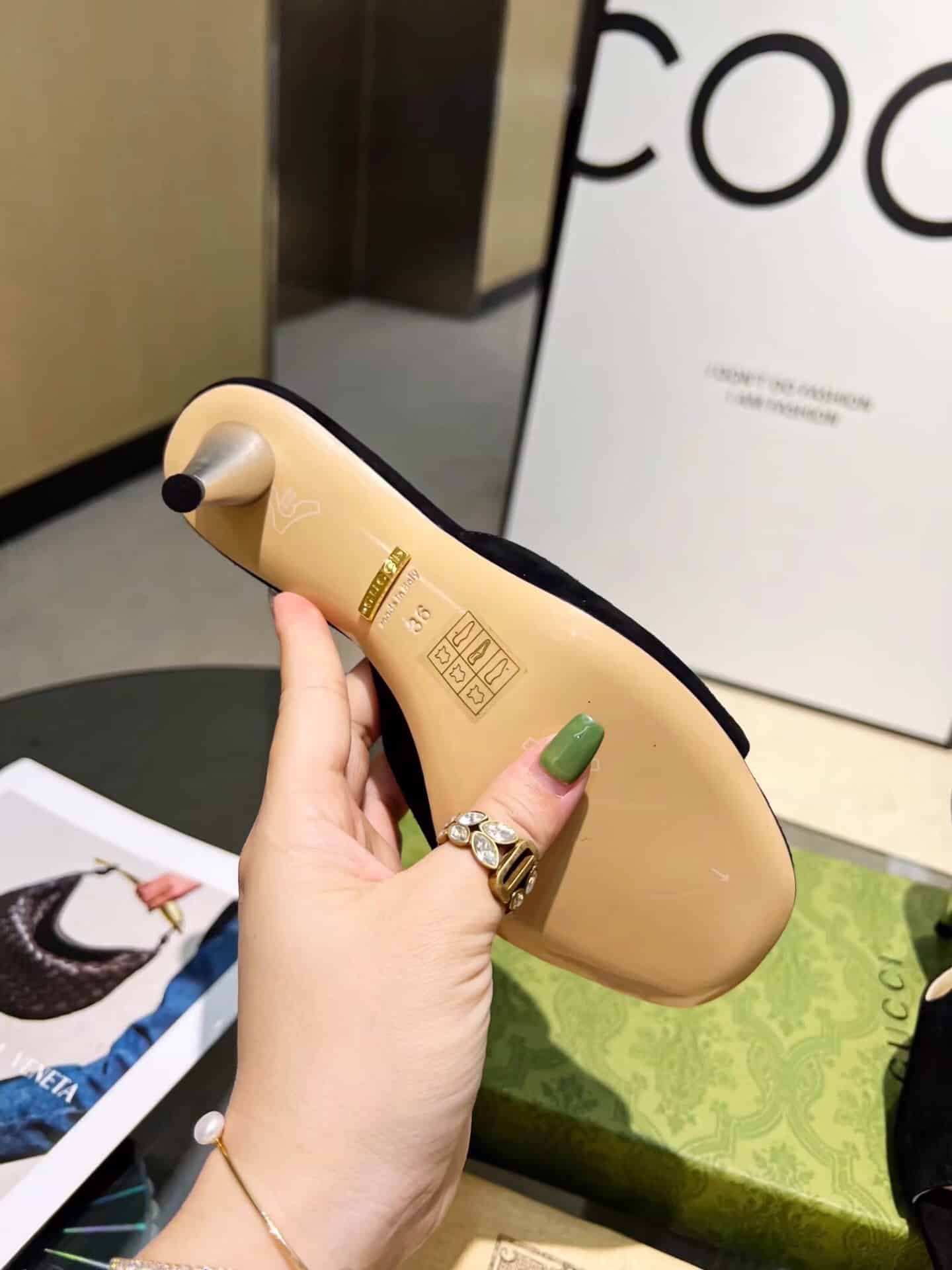 Gucci Blondie Slide Sandal Black