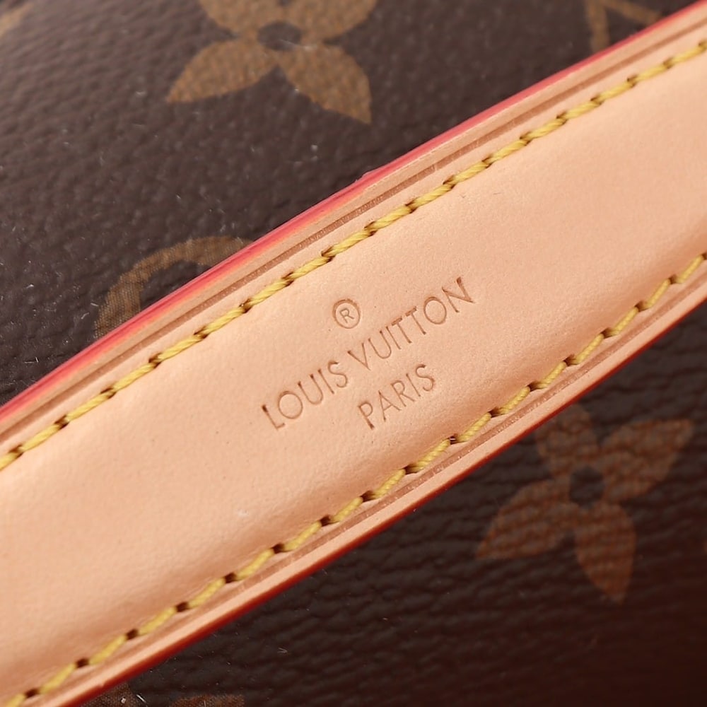 Louis Vuitton Pochette Métis East West Monogram Canvas Brown 21Cm M46279