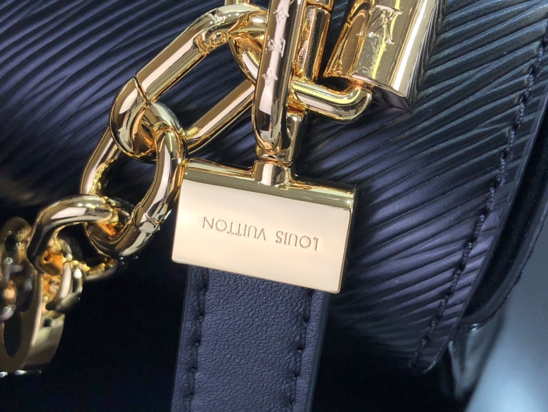 Louis Vuitton Twist Pm 19Cm Black Bag