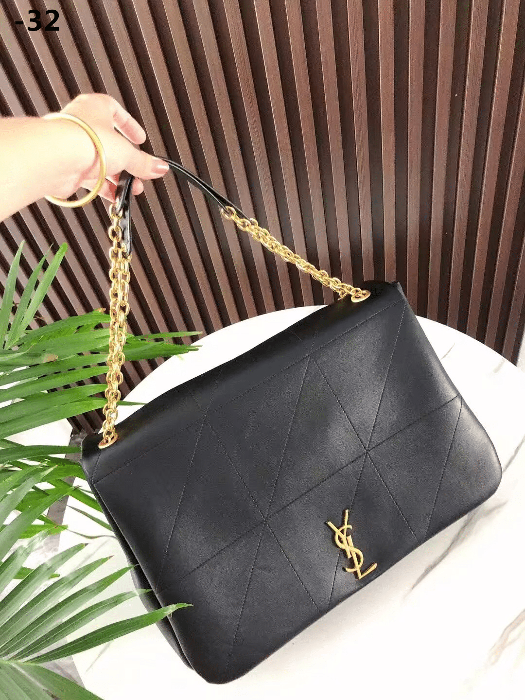 Saint Laurent Jamie 4 3 In Black 42Cm