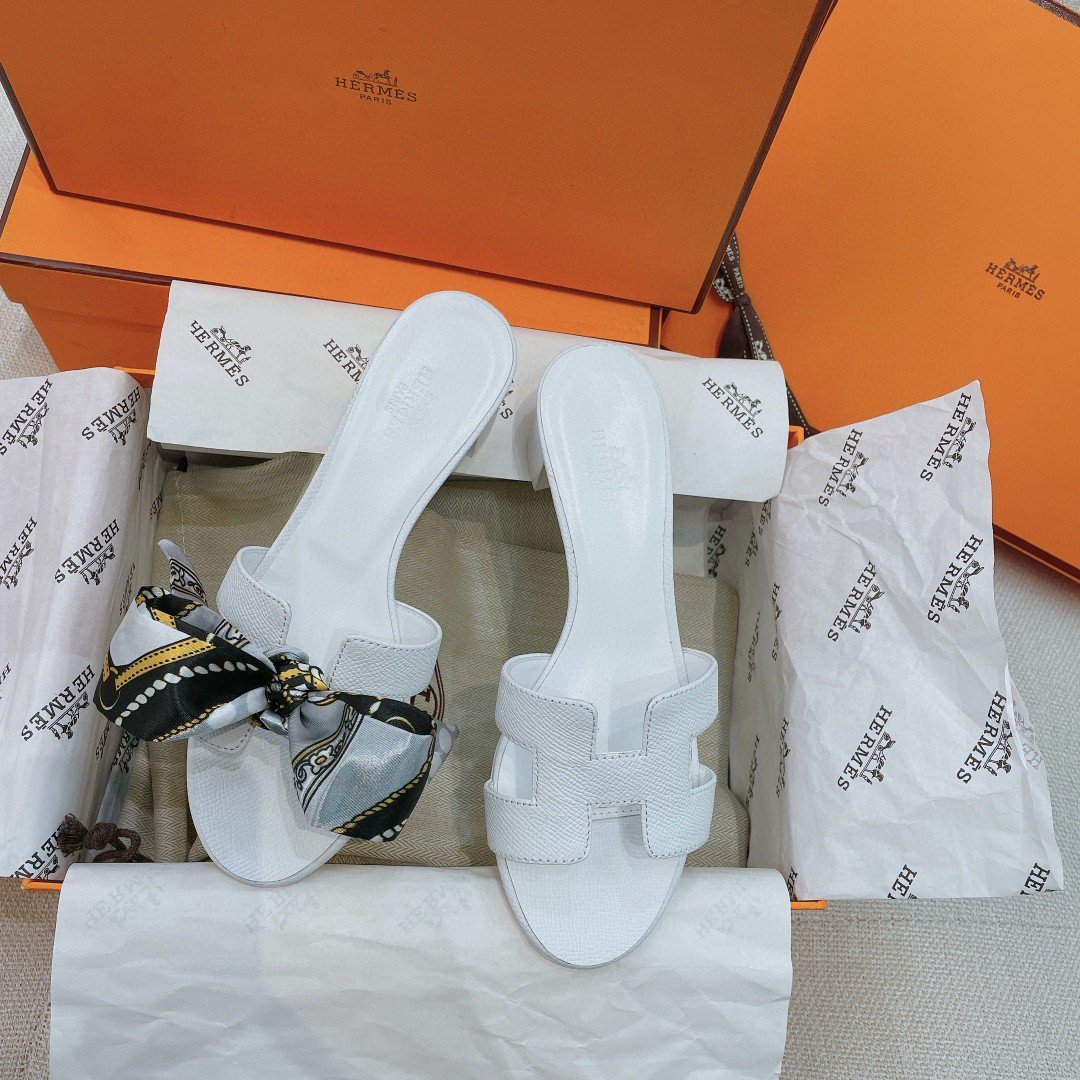 HERMES OASIS SANDAL WHITE