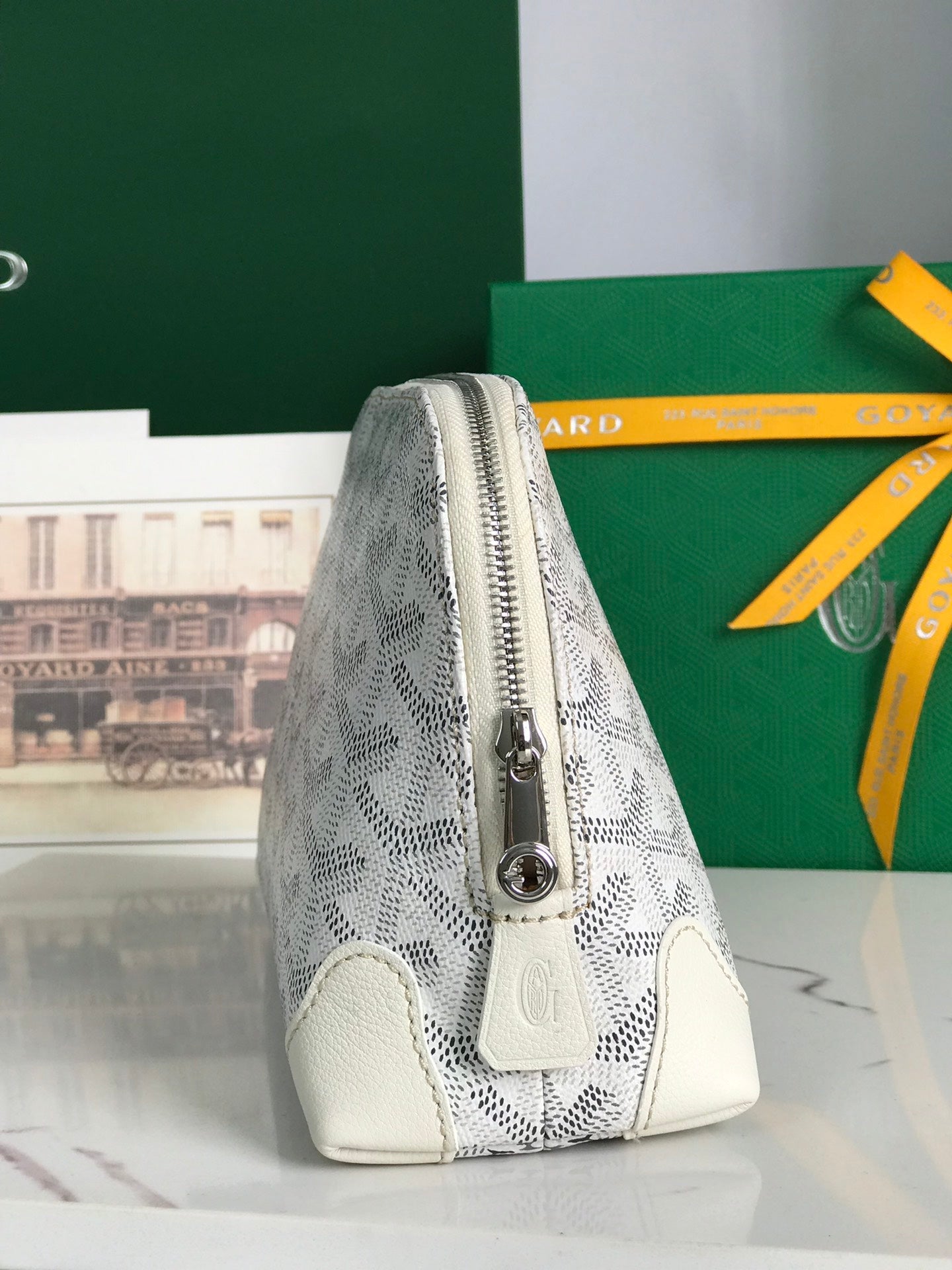 Goyard Vendôme Cosmetic Pouch 17cm White Goyardine Canvas And Calfskin Trim