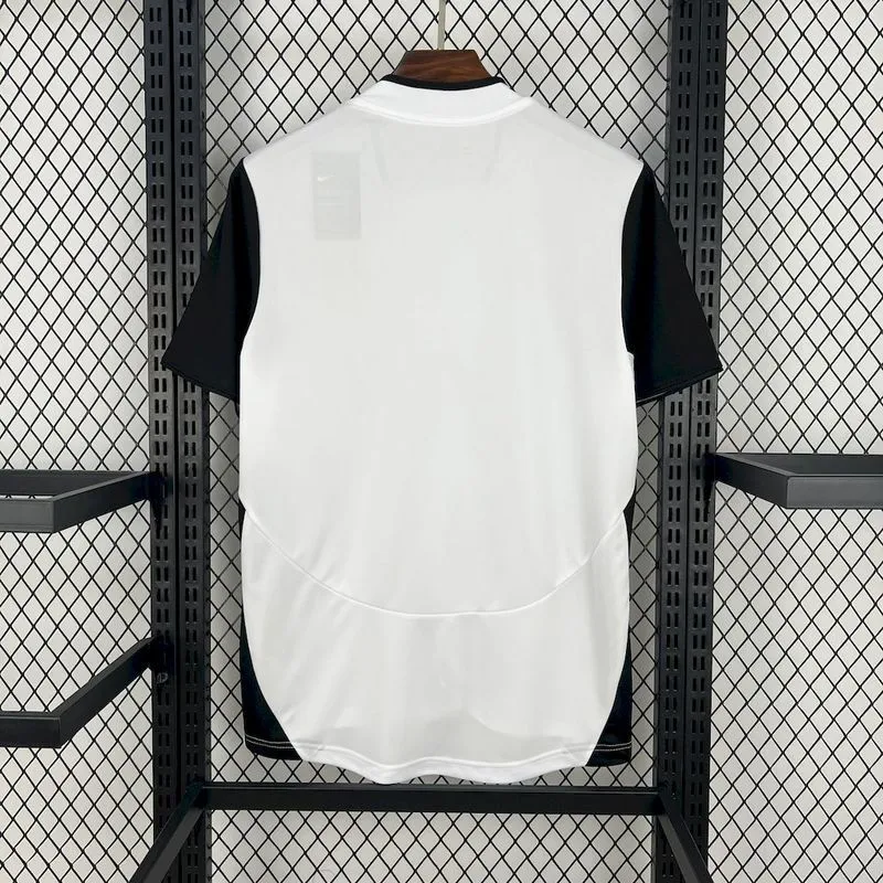 Retro 2006-07 Valencia Home Football jersey