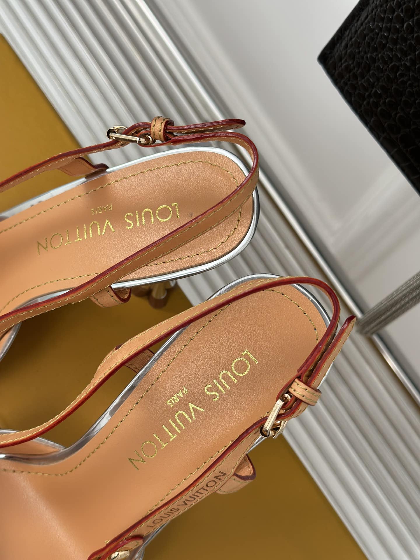 Louis Vuitton Blossom Slingback Pump Silver