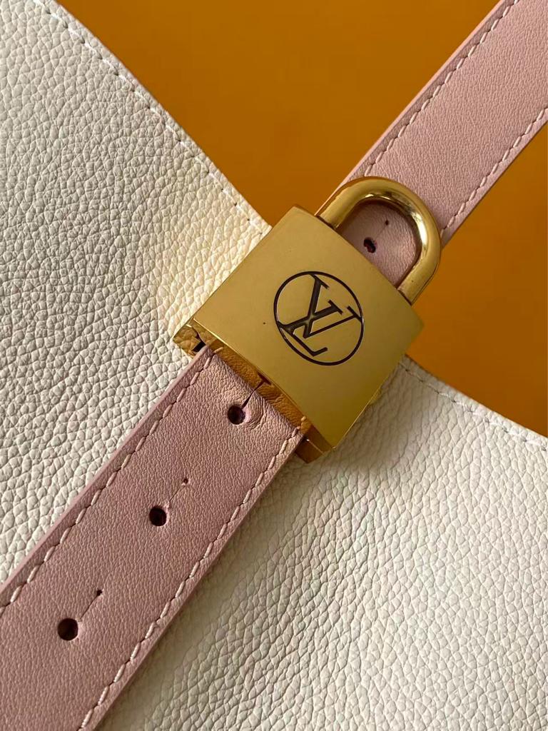Louis Vuitton Low Key All In BB 16cm M29112