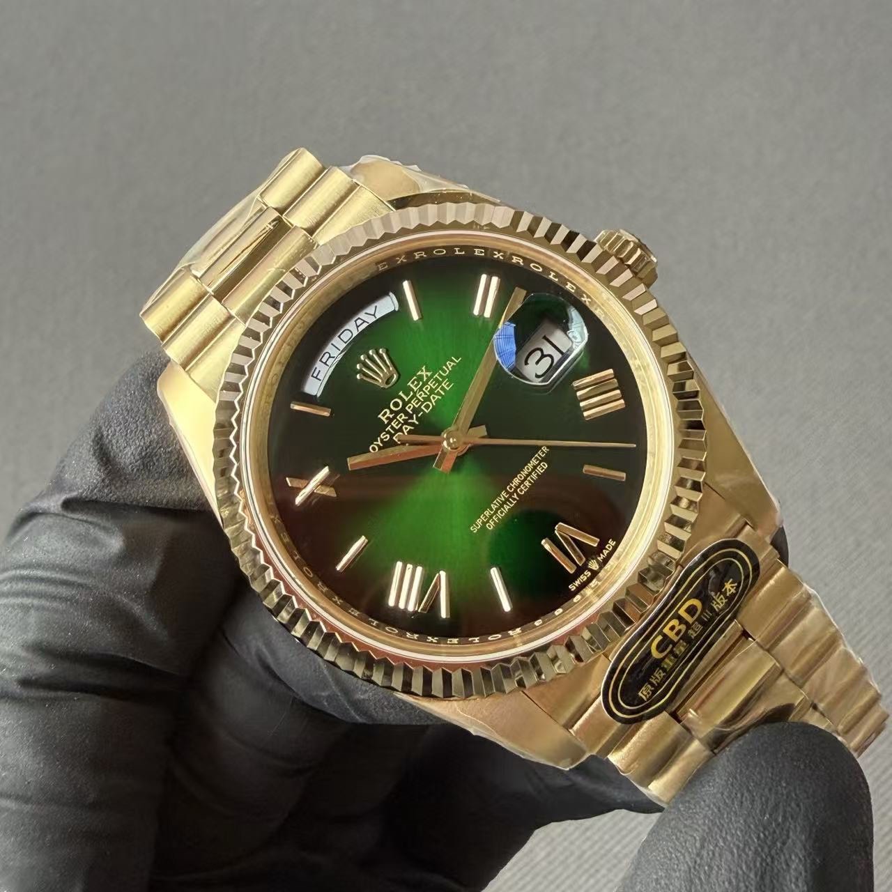 【SUPER CLONE】12A Rolex Oyster Perpetual Day‑Date 40 mm, 18 ct yellow gold, green ombré dial, President bracelet, Ref.2282R‑0069 -- CBD FACTORY 210 grams