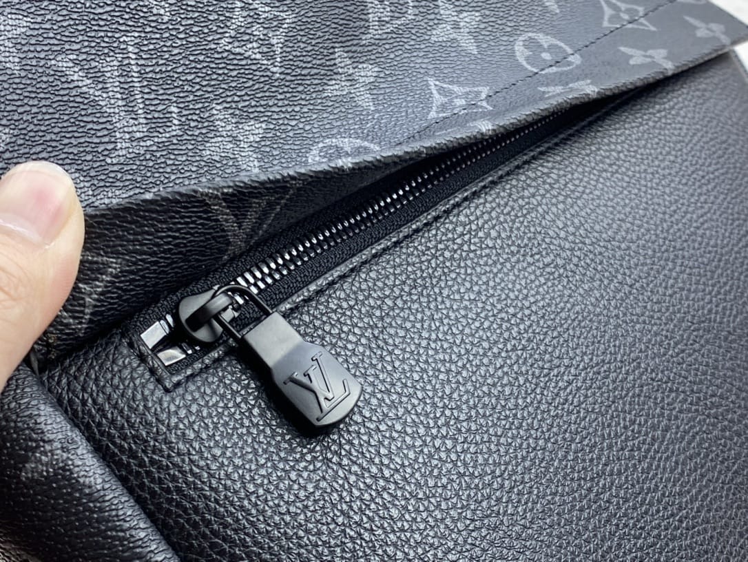 Louis Vuitton Saumur Backpack 42Cm