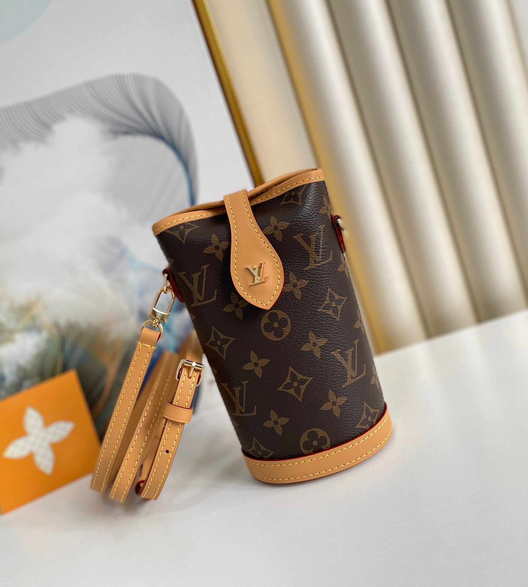 Louis Vuitton Fold Me Pouch 18Cm