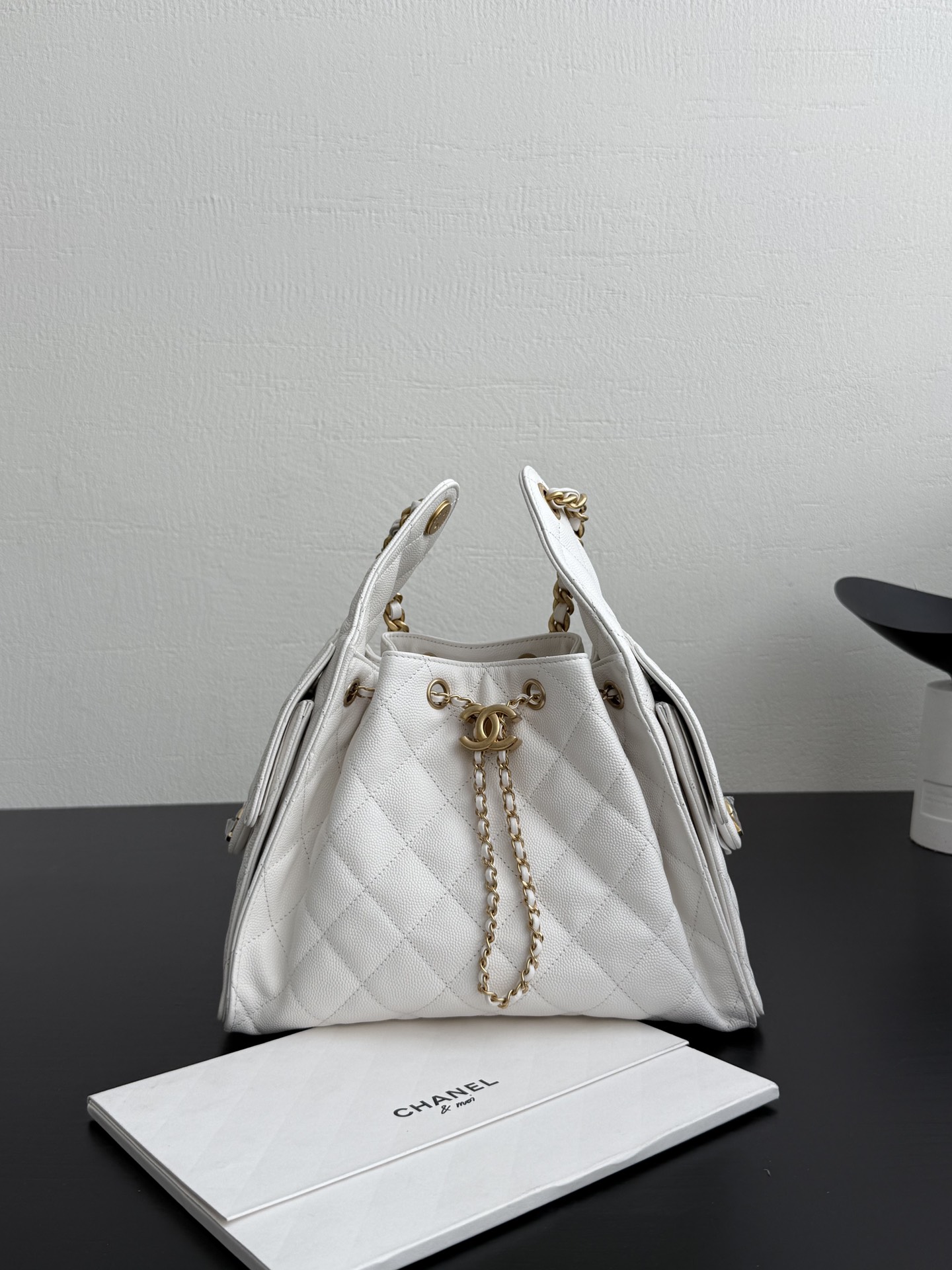 Chanel Spring-Summer 2025 Handbag Grained Calfskin & Gold-Tone Metal White 30Cm/ 11.8In