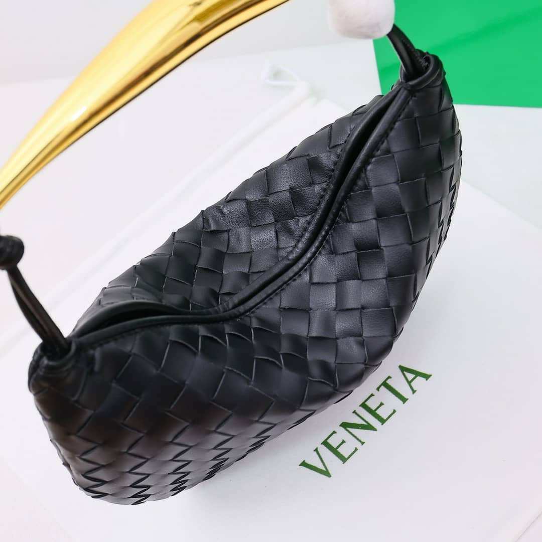 Bottega Veneta Sardine Handle Bag Black 33Cm