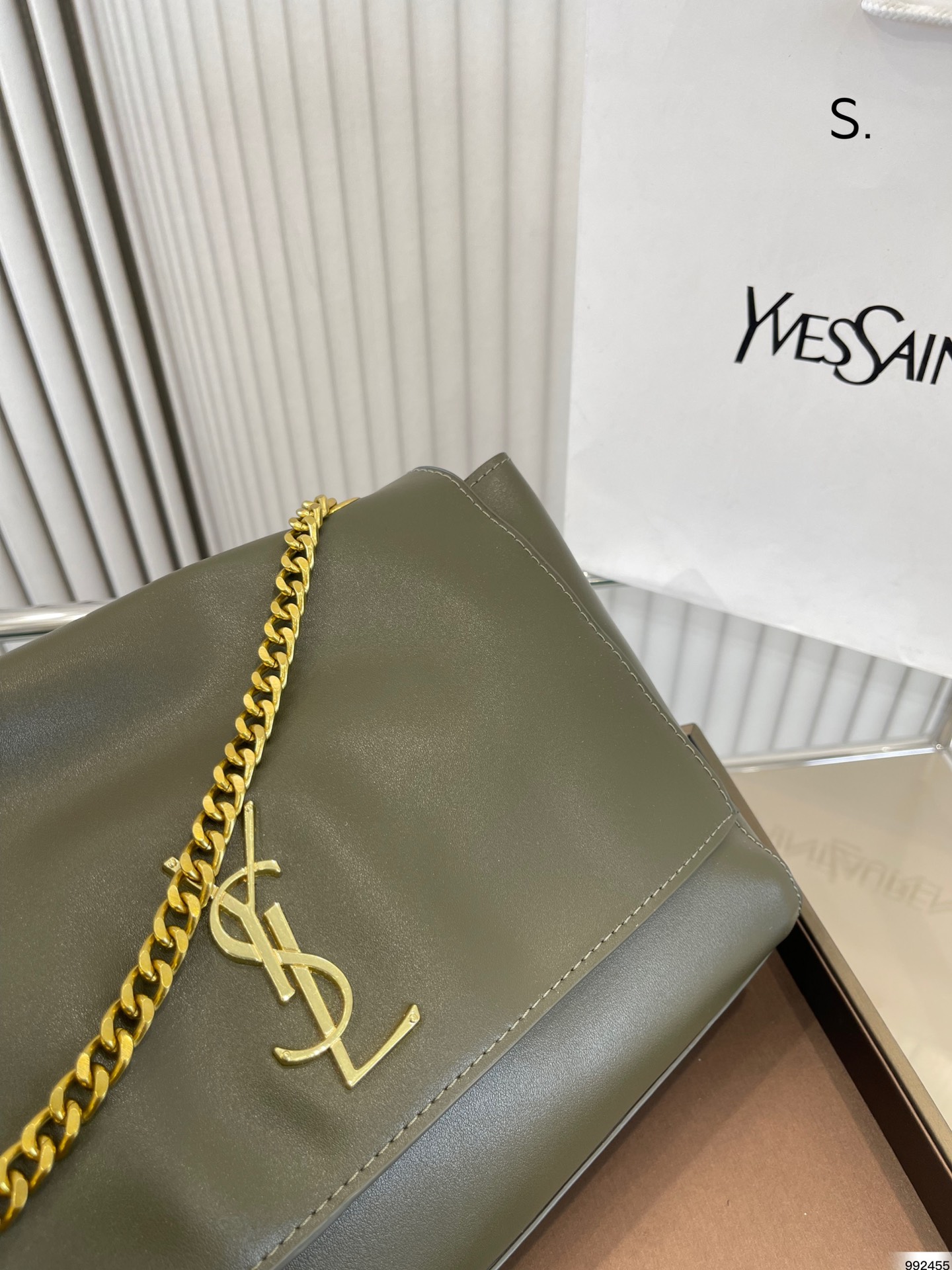 Saint Laurent Kate Medium Chain Bag In Grain De Poudre Embossed Leather