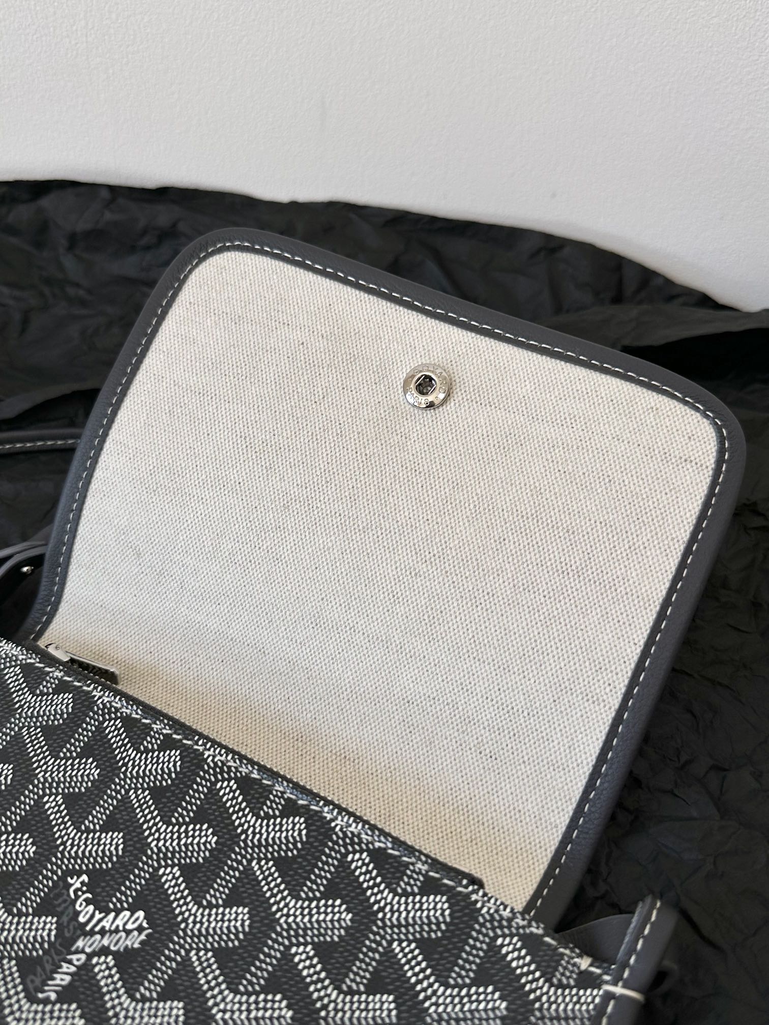 Goyard Plumet Pocket Wallet 20 Cm Grey Black Goyardine Canvas And Lambskin Trim