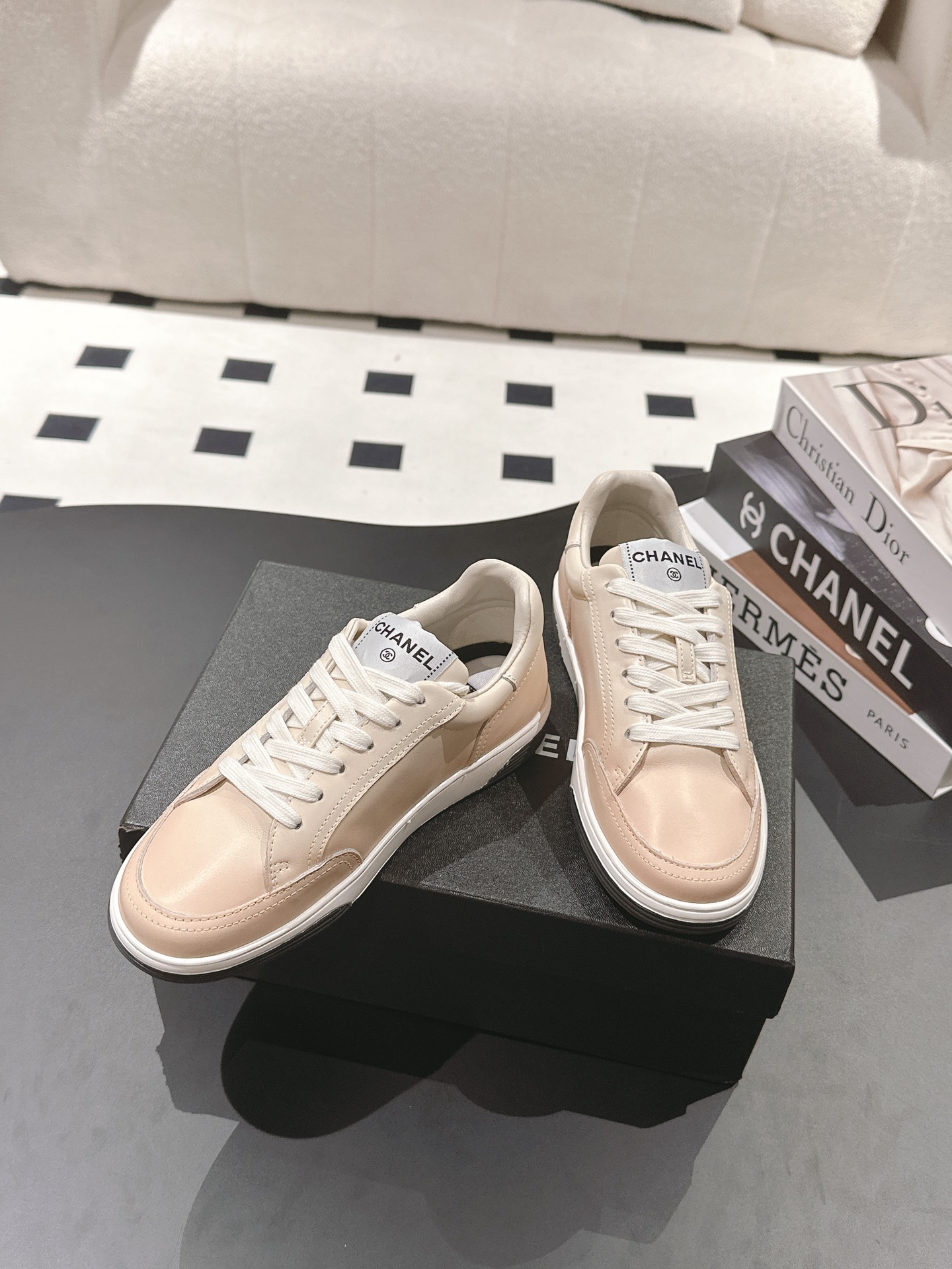 CHANEL Casual Cruise 2024/25 Sneakers