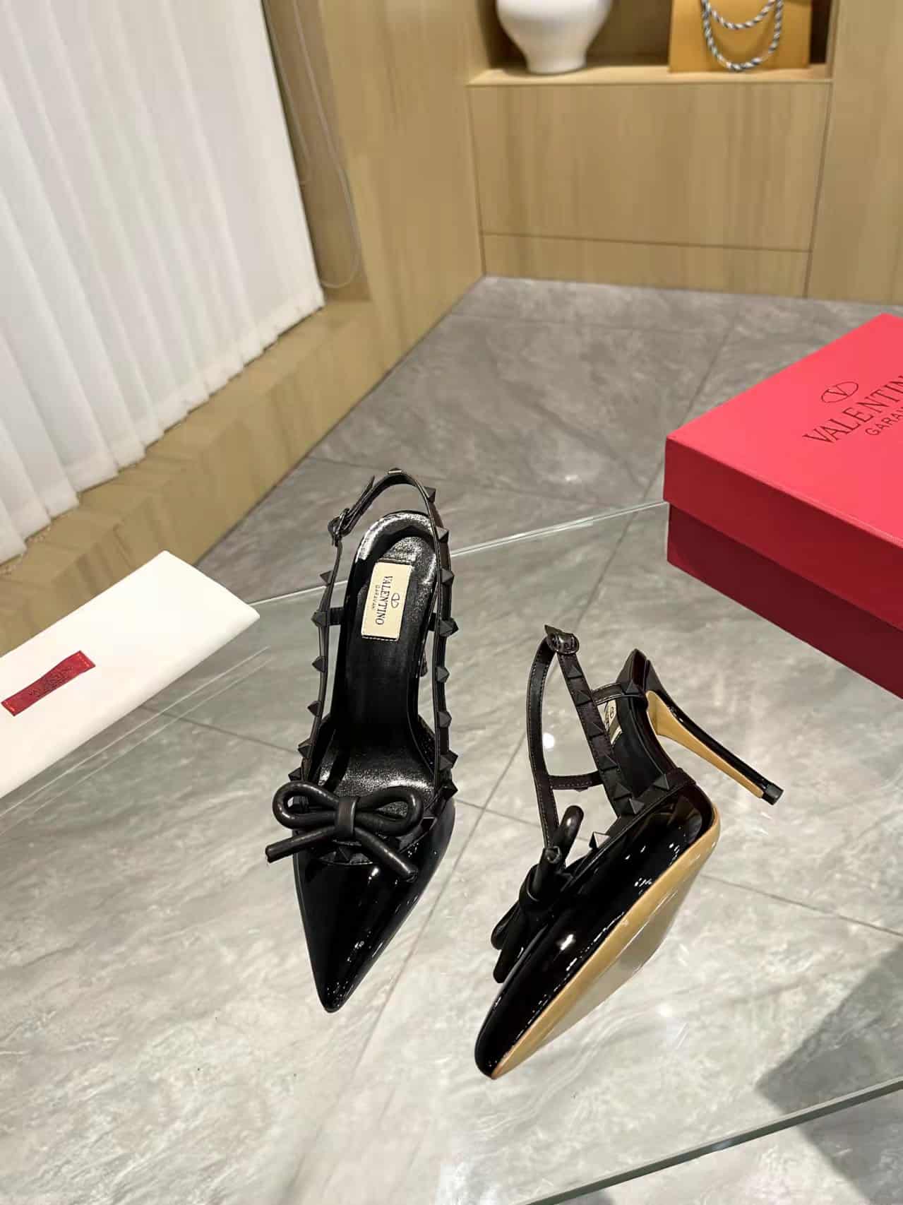 Valentino Rockstud Bow 100 Patent Slingback Pump Black