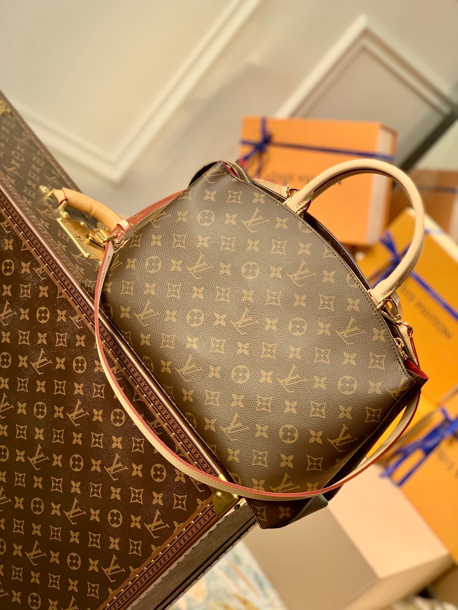 Louis Vuitton Grand Palais 34Cm