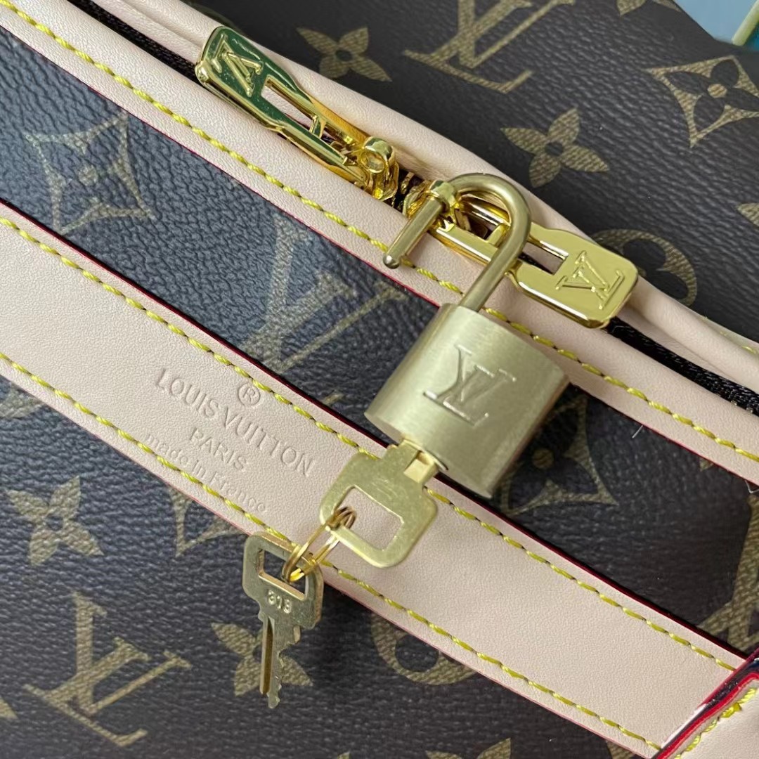 Louis Vuitton Dog Carrier 40 Monogram Canvas 45Cm M45662
