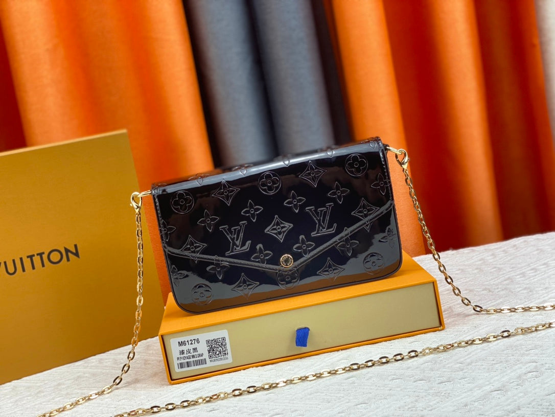 Louis Vuitton Pochette F Lice Amarante Monogram Vernis Black 21Cm