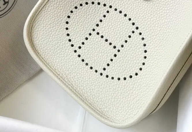 Hermes Evelyne 16 Amazone White Bag 18Cm H069426Ckav