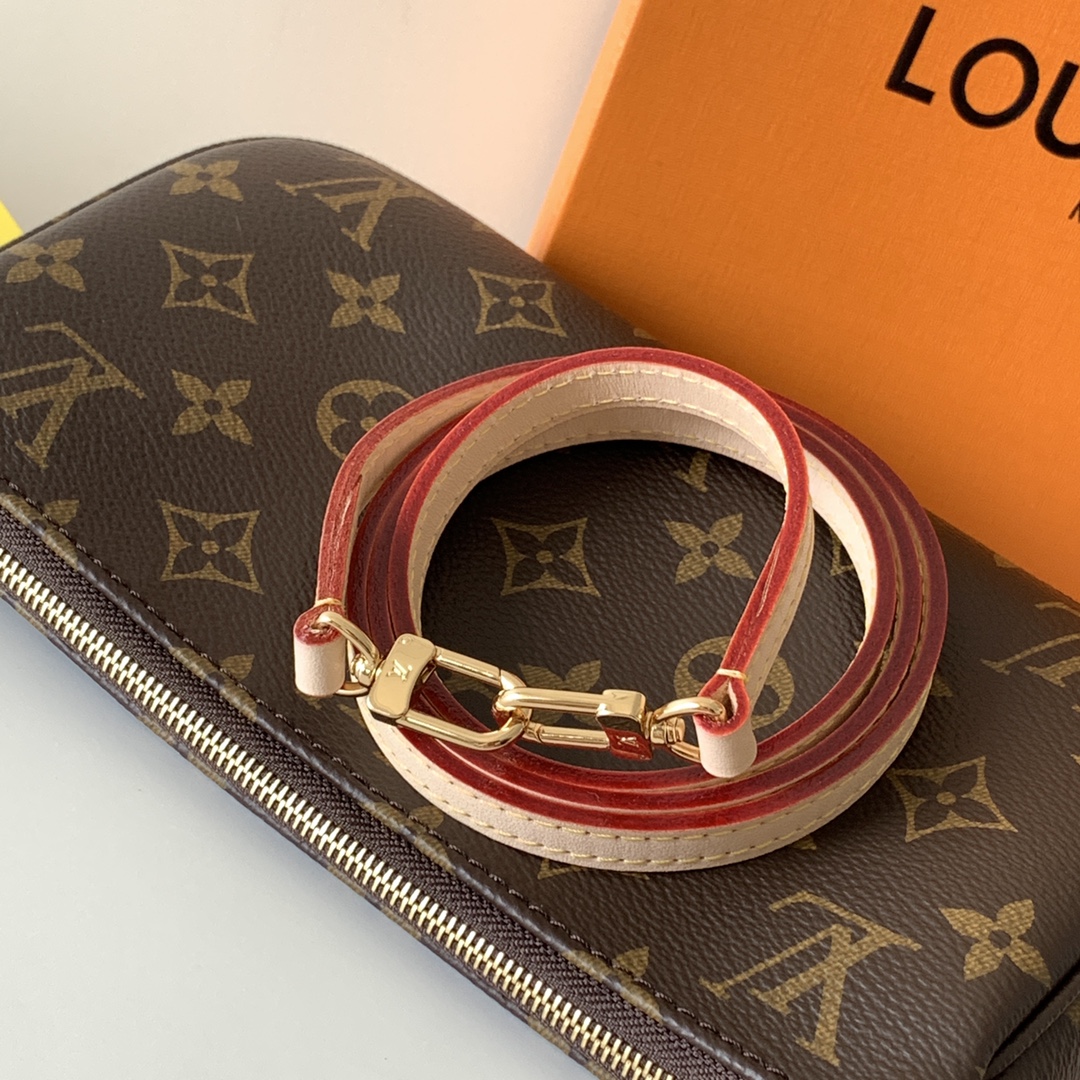 Louis Vuitton Pochette Accessoires M40712