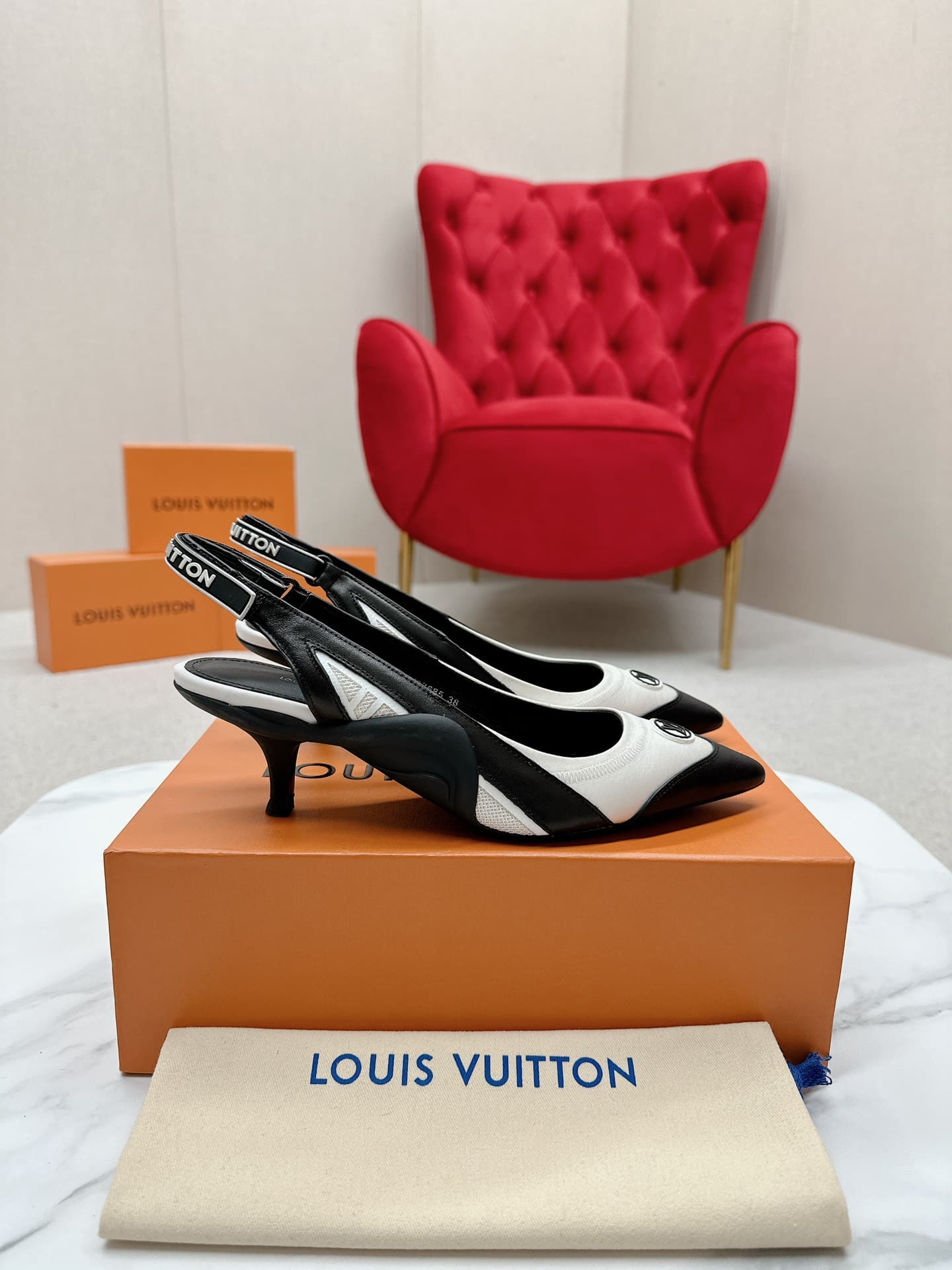 Louis Vuitton Archlight Slingback Pump Black And White