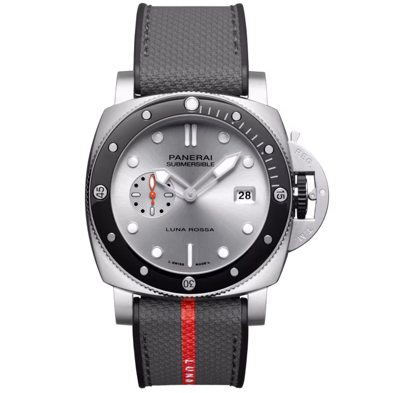 Panerai Submersible QuarantaQuattro Luna Rossa 44mm PAM01681