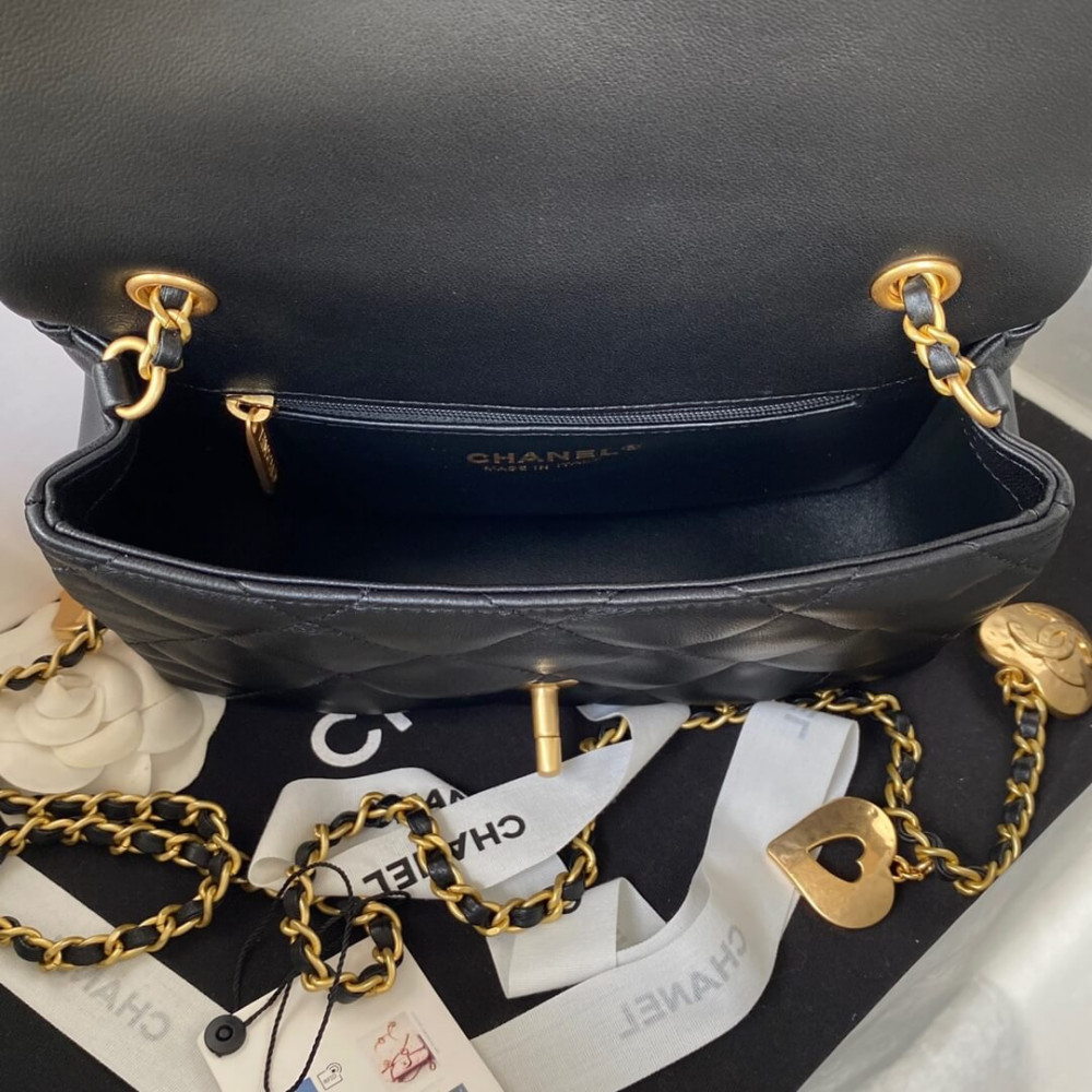 Chanel Mini Flap Bag 20cm Heart Chain