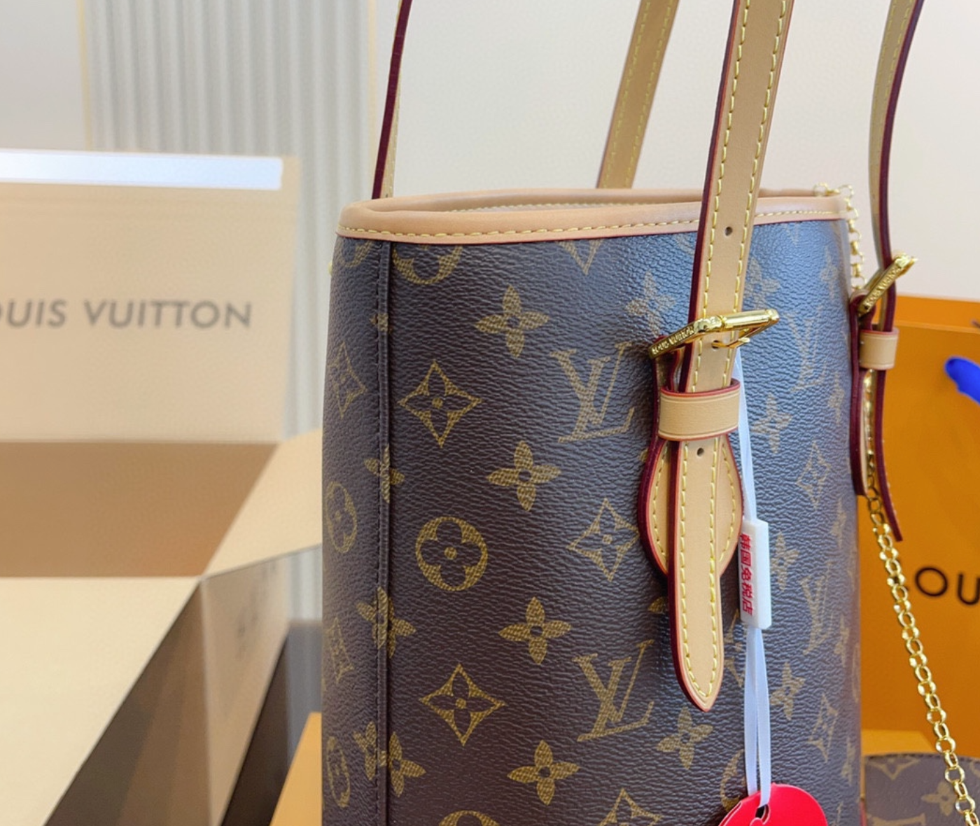 Louis Vuitton Monogram Petit Bucket Pm Monogram Canvas 26Cm M42238
