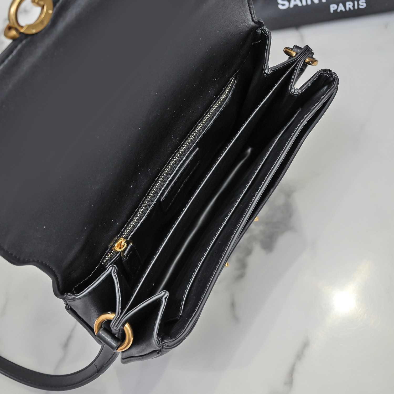 Saint Laurent Le Maillon Satchel In Smooth Leather Black