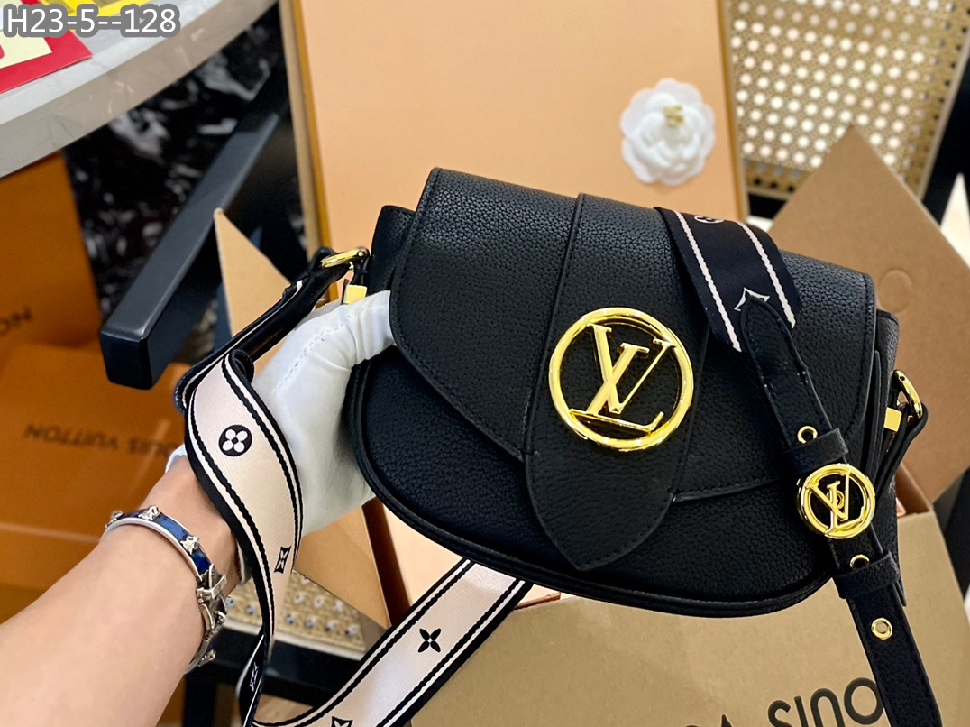 Louis Vuitton Pont 9 Soft Mm Black 25Cm M58967